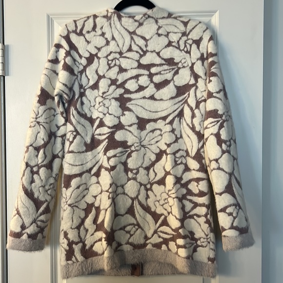 A VERY SPECIAL ANTHROPOLGIE SWEATER/COAT - Picture 3 of 6